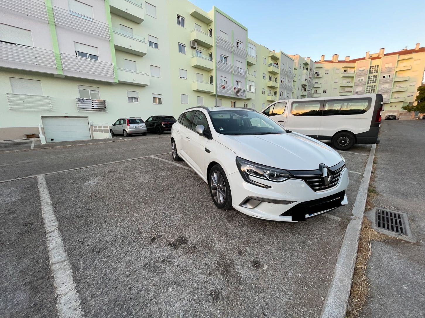 Renault Megane Sport Tourer 1.5 dCi GT Line - Viatura nacional