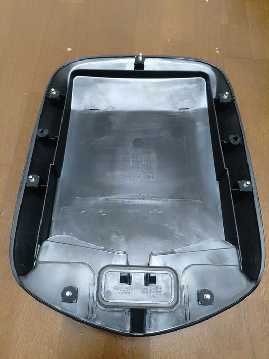 Повітрозабірник капота для Hyundai Terracan ( Таракан )