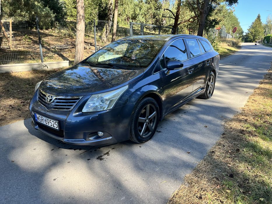 Toyota Avensis 1.8 benzyna klima Polecam !!!