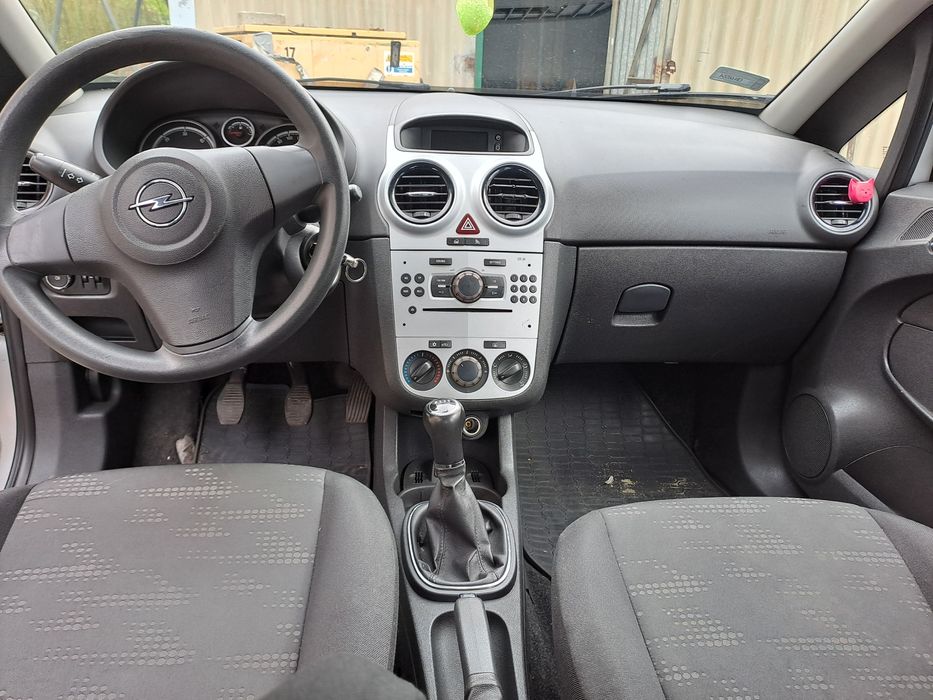 Opel Corsa 2011. 1.3 CDTI