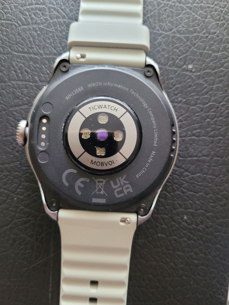 Tic Watch PRO 5 Enduro.