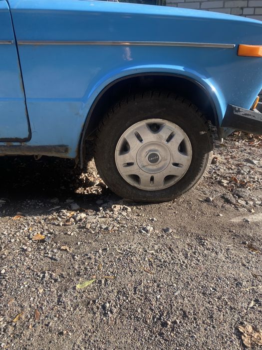 Машина Жигуль на ходу! Читайте Опис.