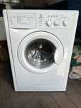 Стиральня машинка indesit wisl 85x