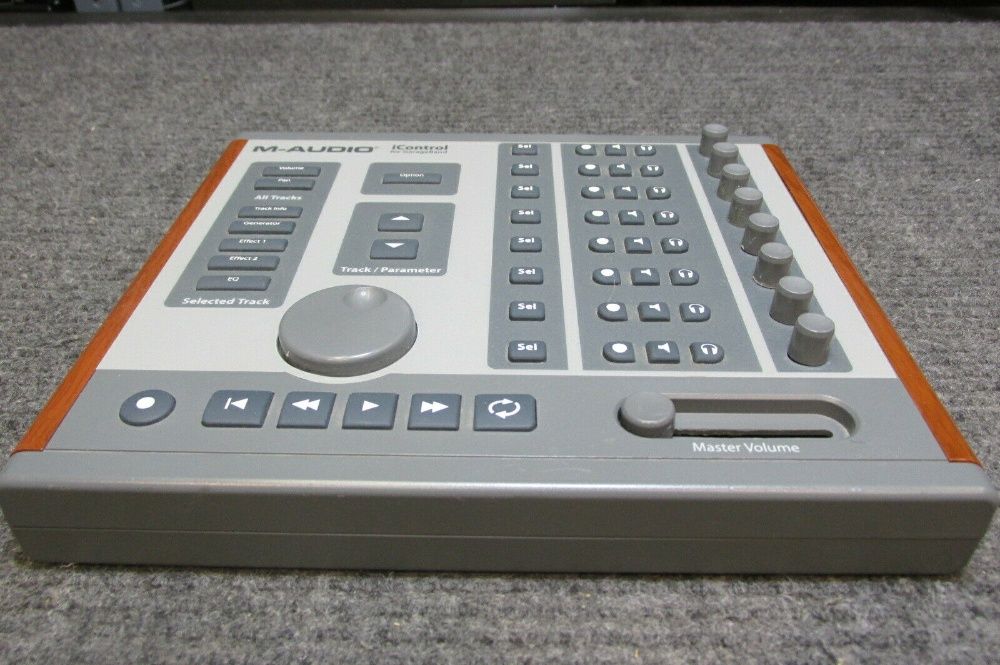 M-Audio iControl GarageBand Controller