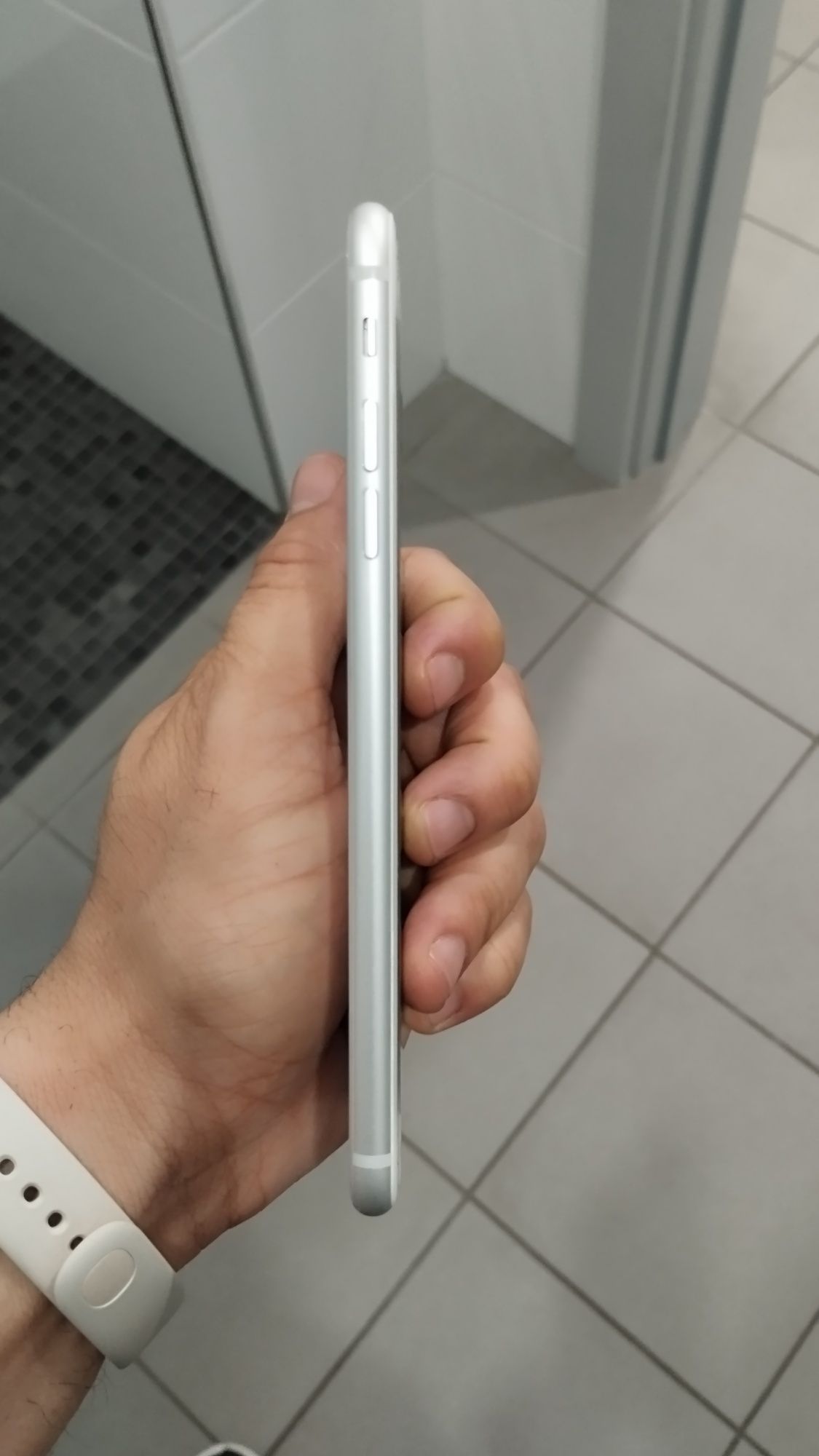 iPhone 8 plus Silver
