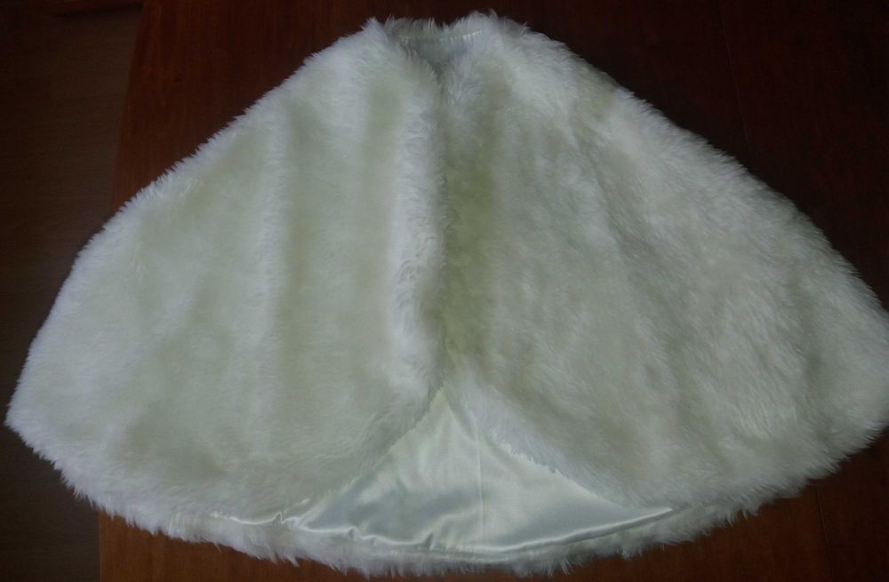 Narzutka / ponczo komunijne roz.140/146