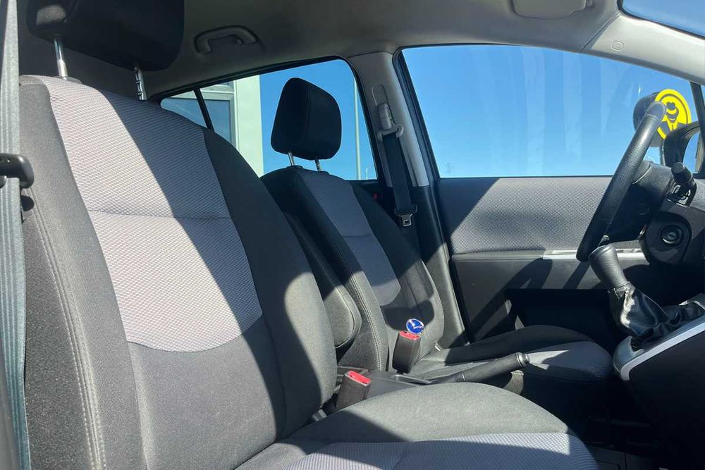 Mazda 5 2007 року