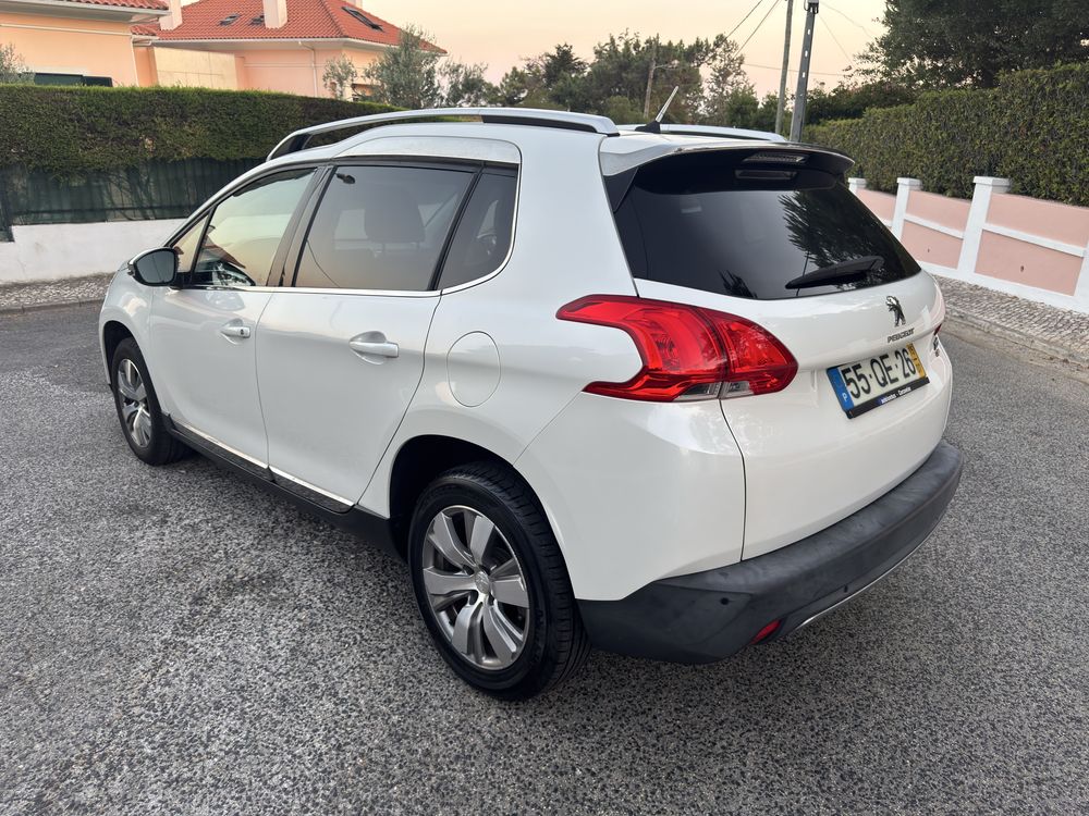 PEUGEOT 2008 1.2  PureTech Allure NACIONAL 97.000 KMS  2015
