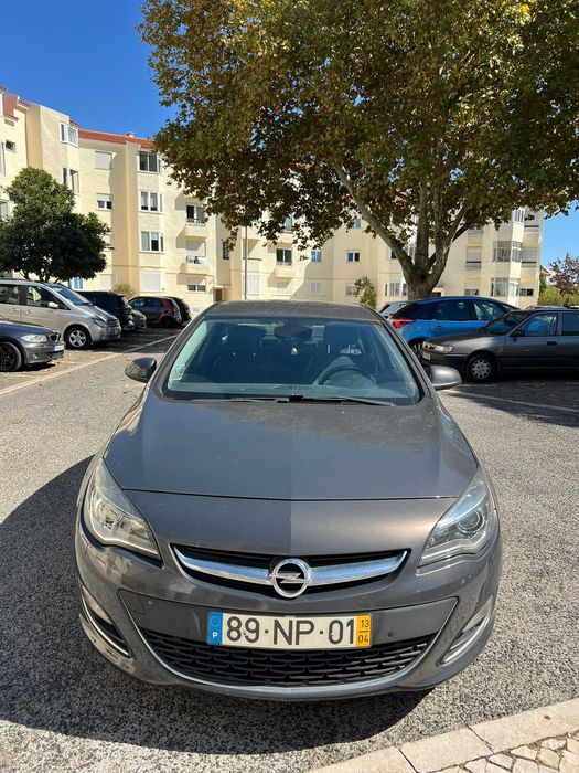 Opel Astra 1.7 Notchback