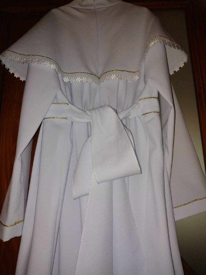 Piekna sukienka komunijna alba rozmiar 152 jak nowa