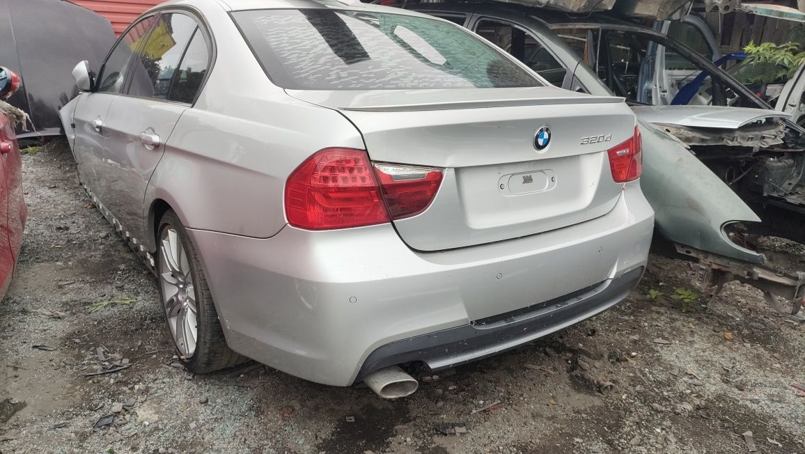 BMW E90 po lifcie anglik na części elementy karoserii