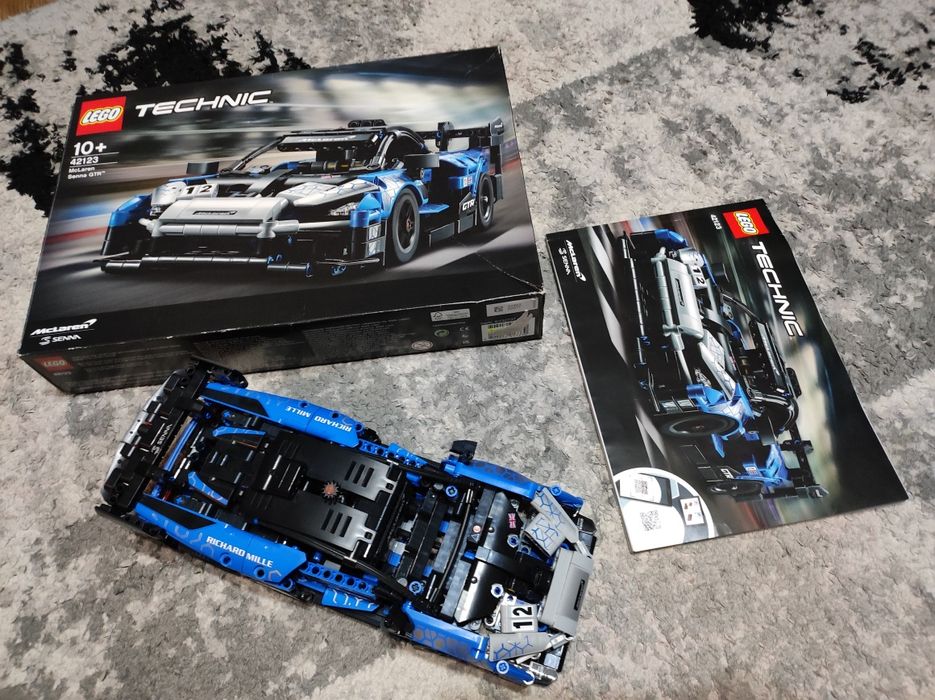 LEGO Technic 42123  McLaren Senna GTR