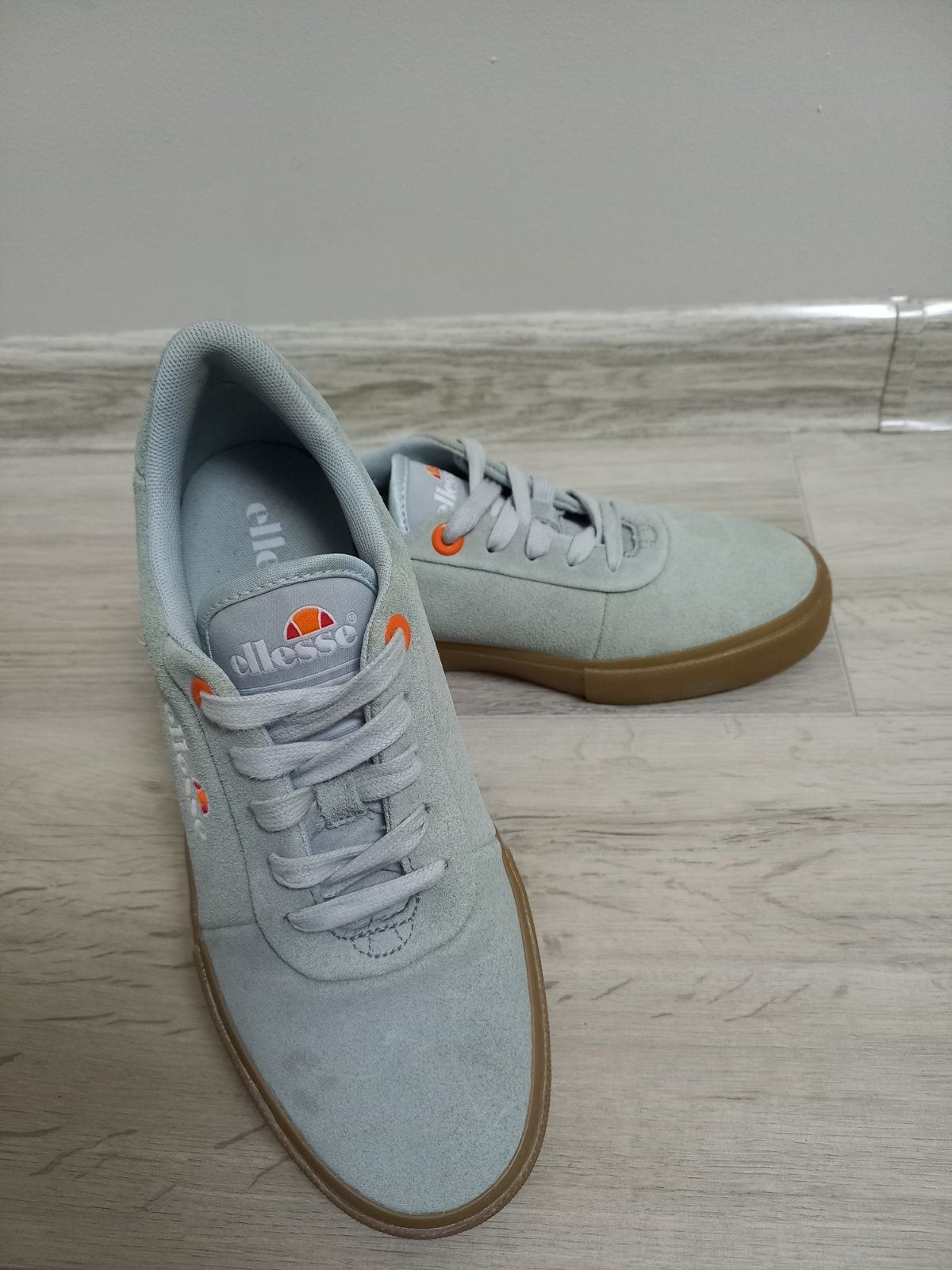 Жіночі кеди ellesse