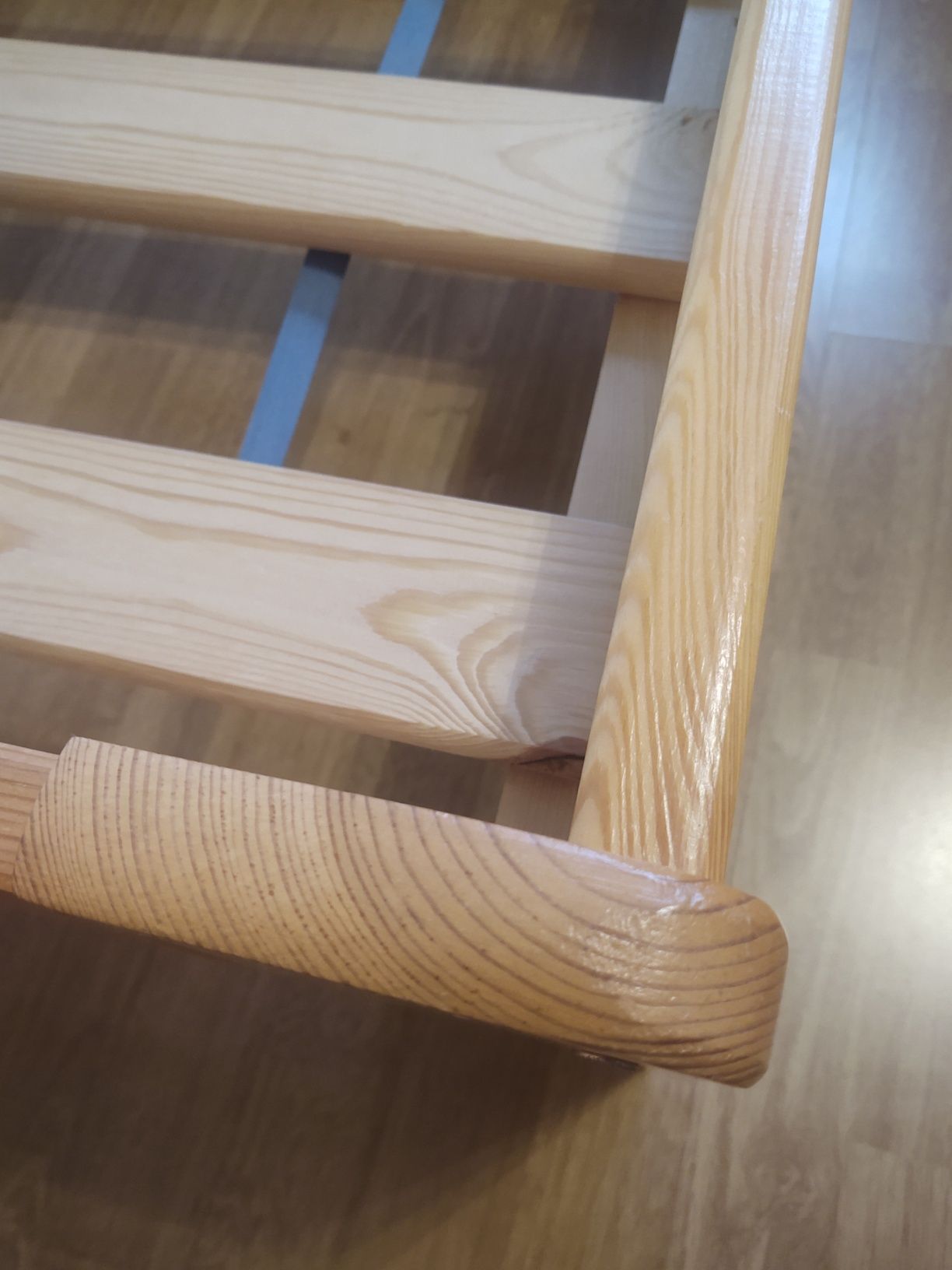 Łóżko drewniane 80x200 z materacem