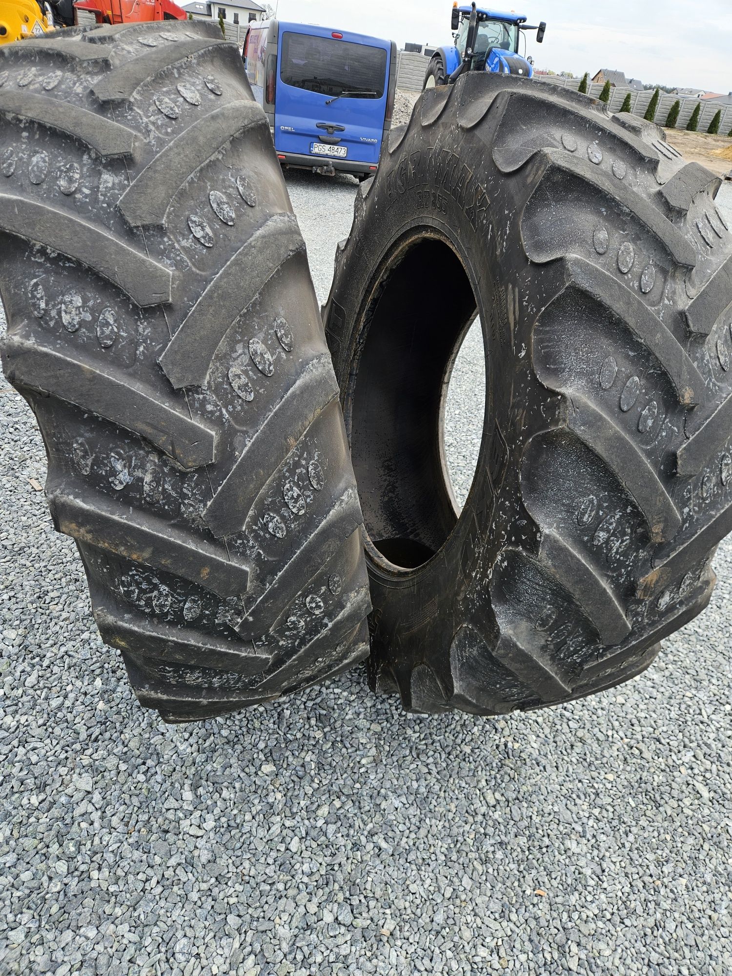 Opony opona BKT RT 855  520/85R38. 20.8R38