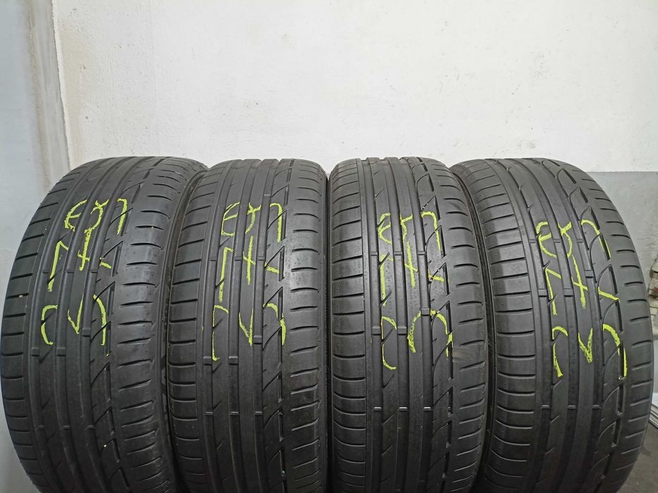 Bridgestone Potenza S001 RSC 225//45/18 17r. 91W 2x5,00mm 2x6,4mm(379)