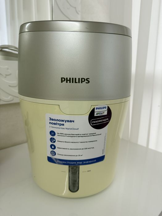 Продам Увлажнитель воздуха philips