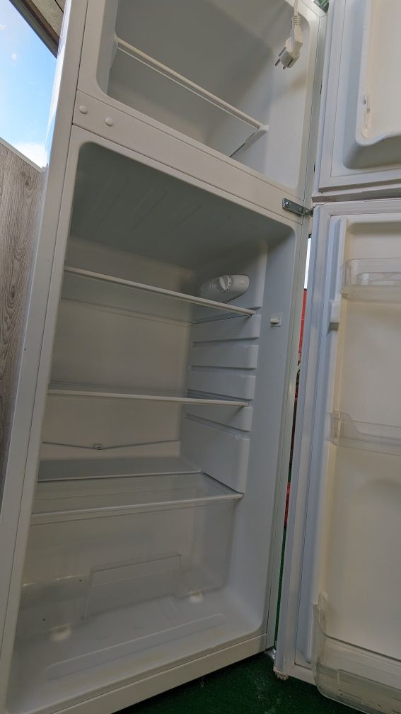 Elenberg MRF-146-O Холодильник