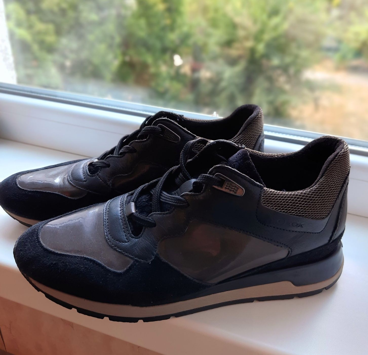 Geox 37 розмір 24см