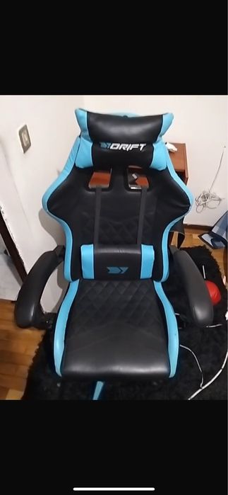 Cadeira gaming como nova
