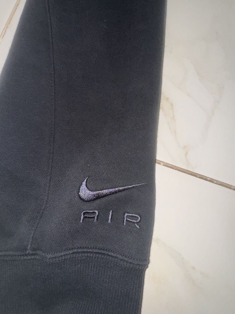 Продам штани Nike AIR
