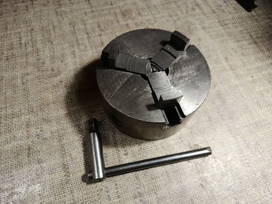 Uchwyt tokarski 125