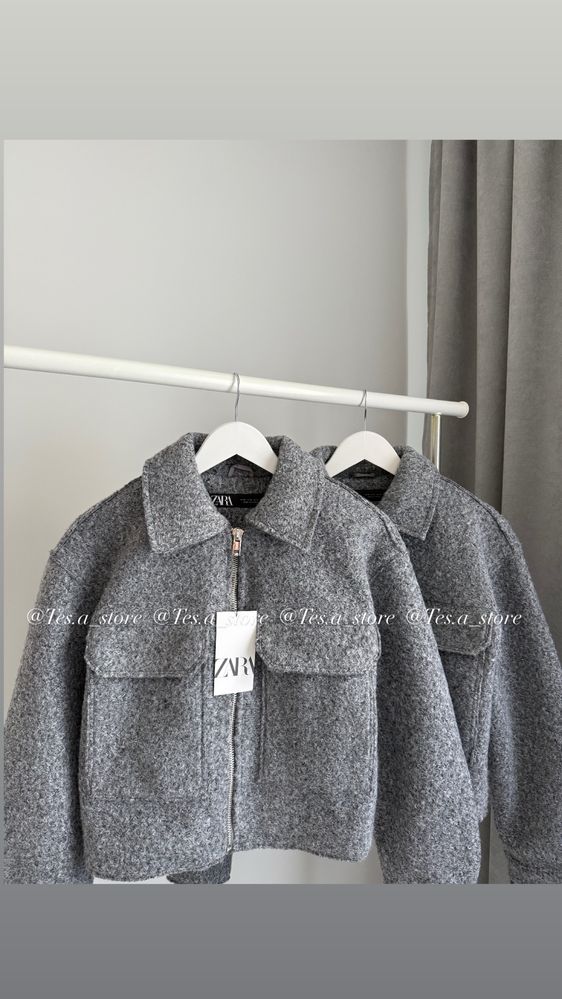 Укорочена куртка з букле zara бомбер