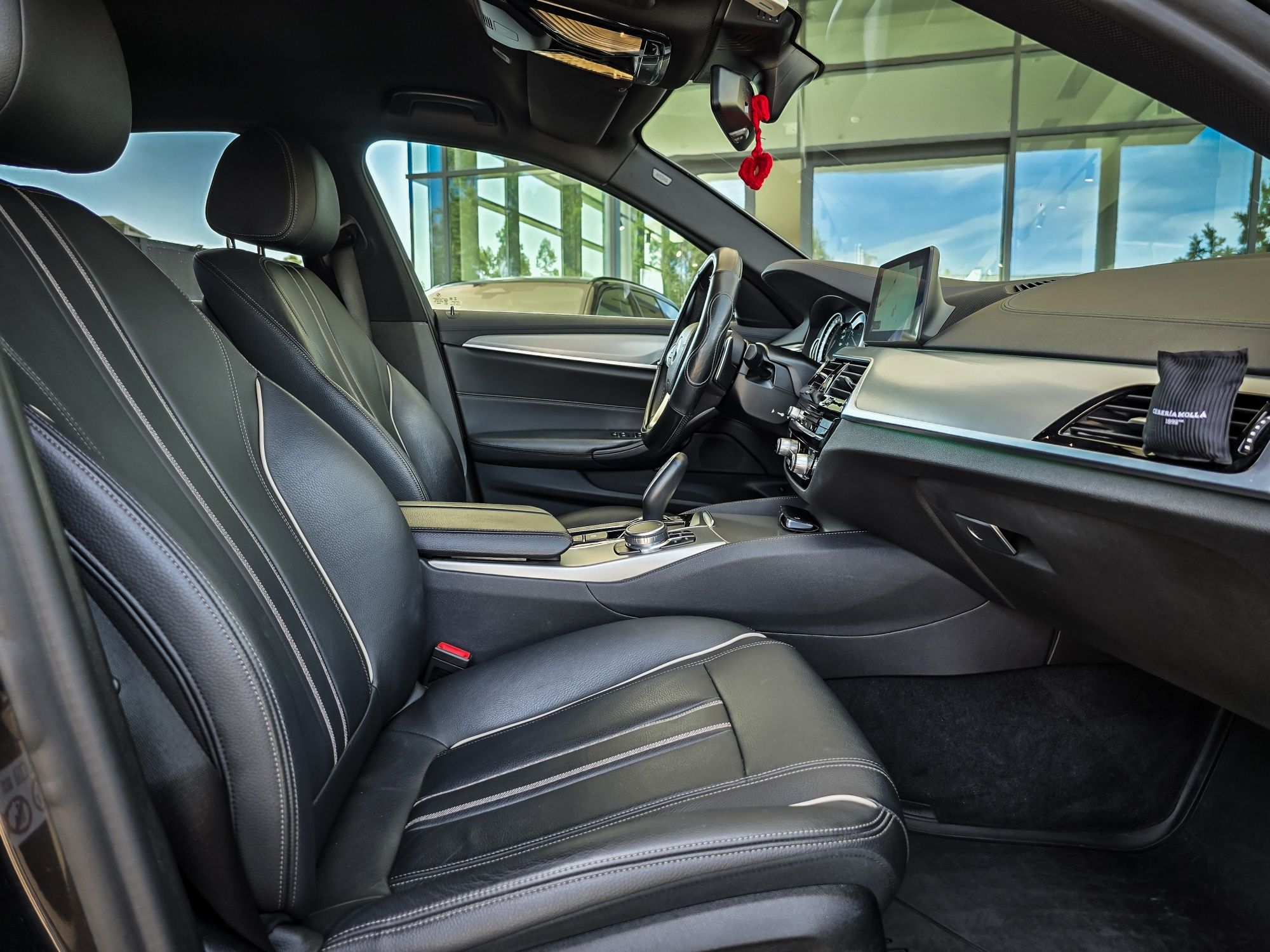 Bmw 520D line Luxury Auto2019