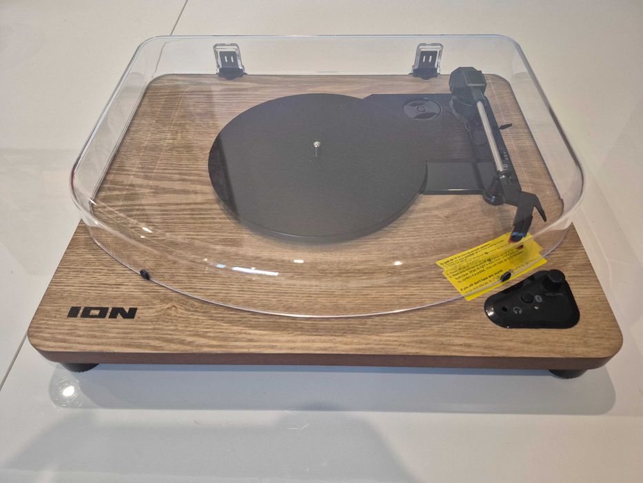 Gramofon ION AIR LP