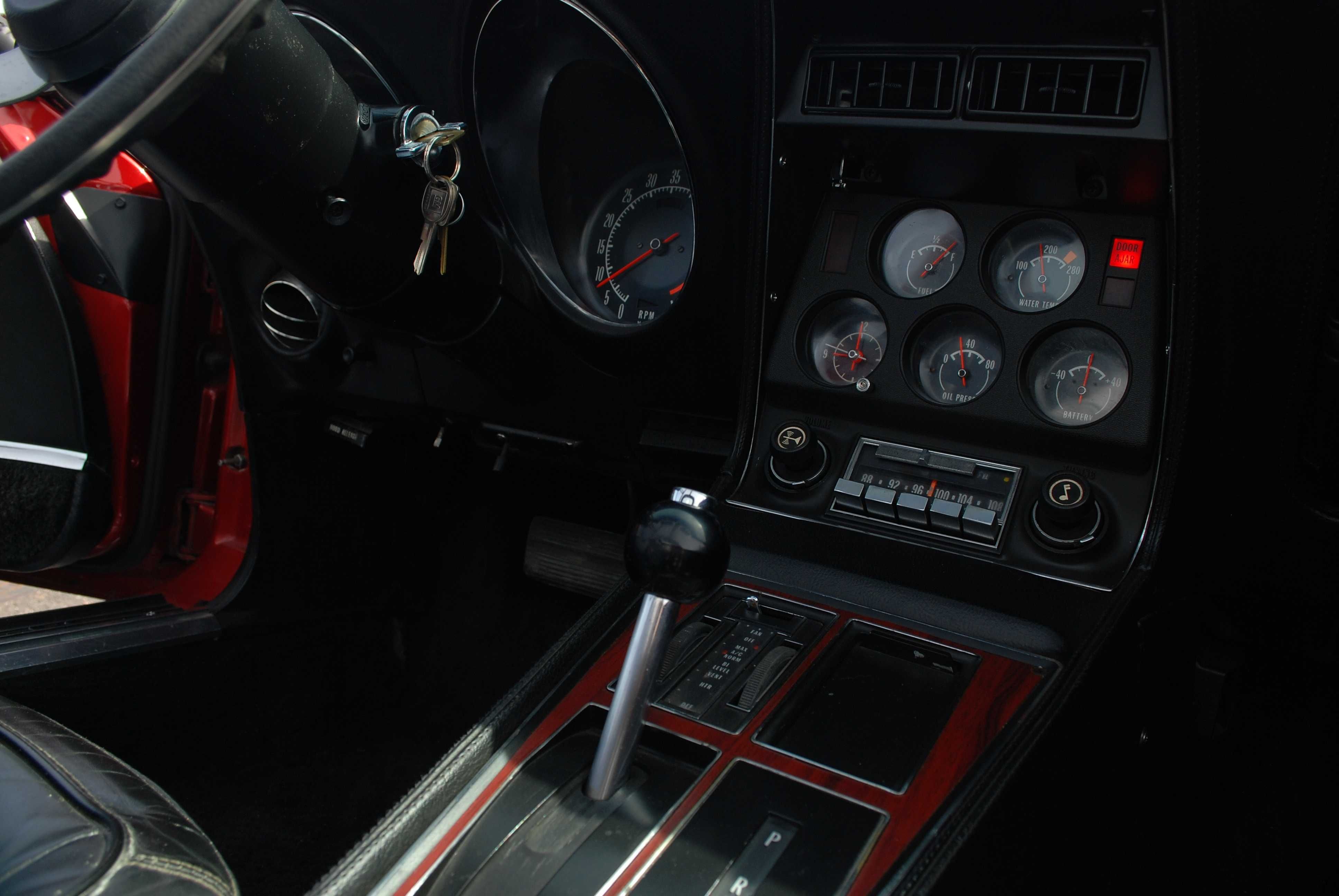 Corvette C3,  5.7l V8   1974