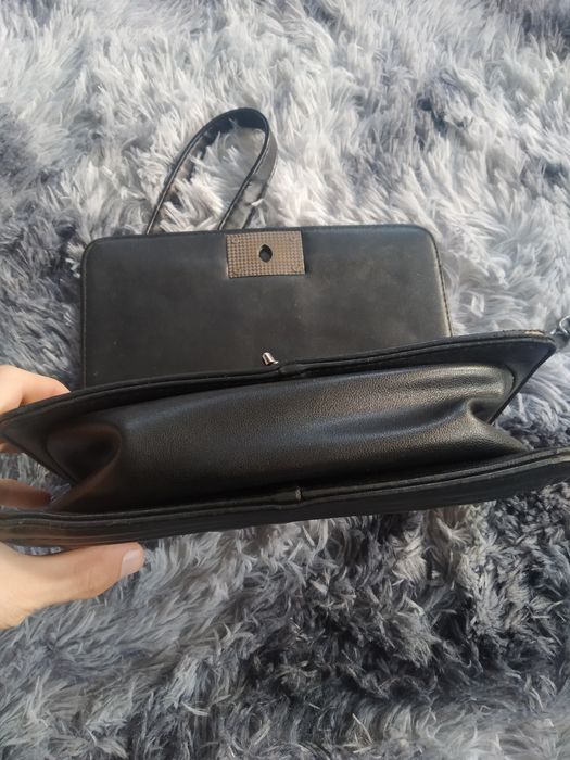 Сумочка на плече