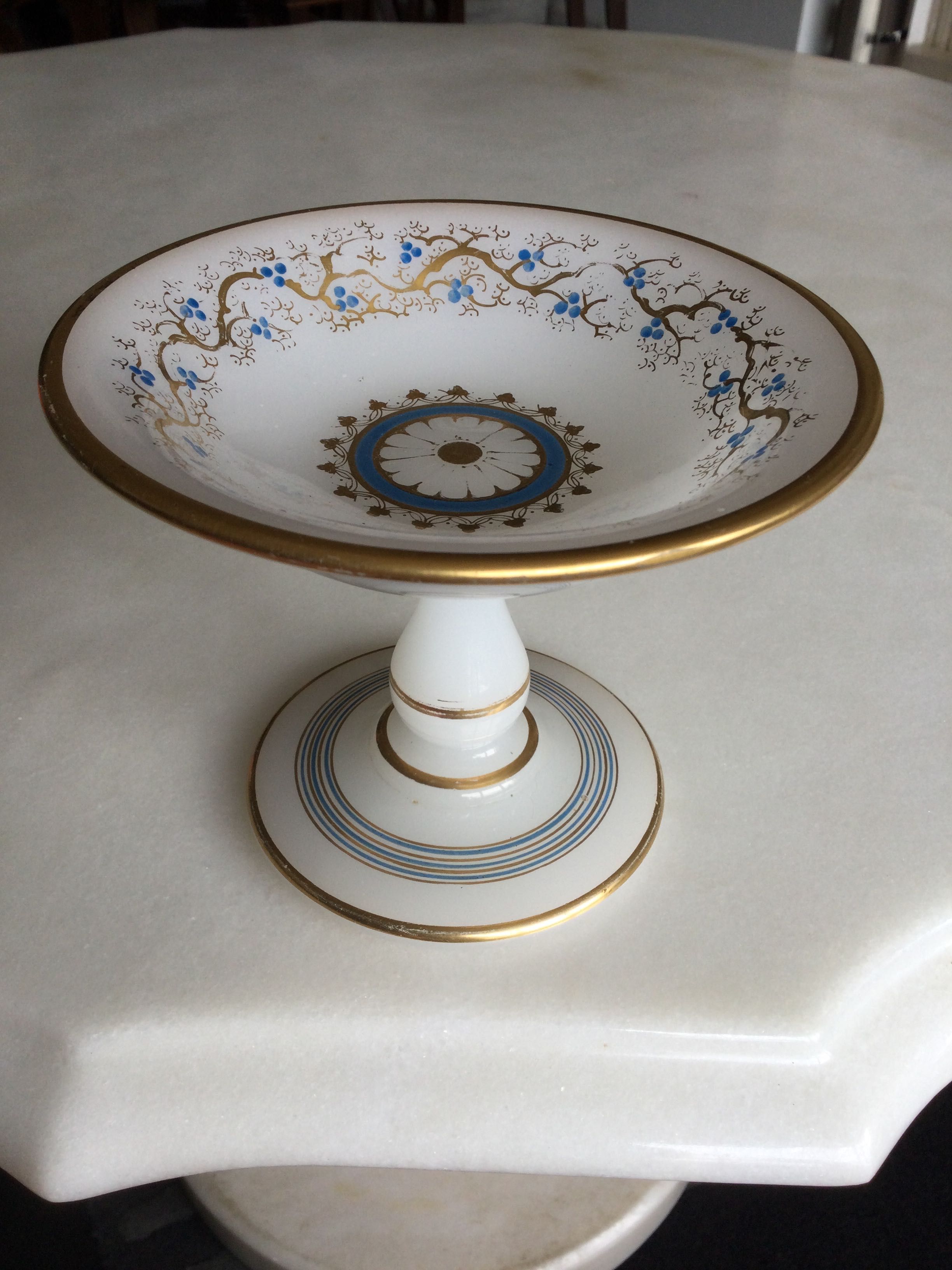 Taça Pé Aneleira Pasta de vidro Séc XIX Pintada à mão Ouro 12,5 cm