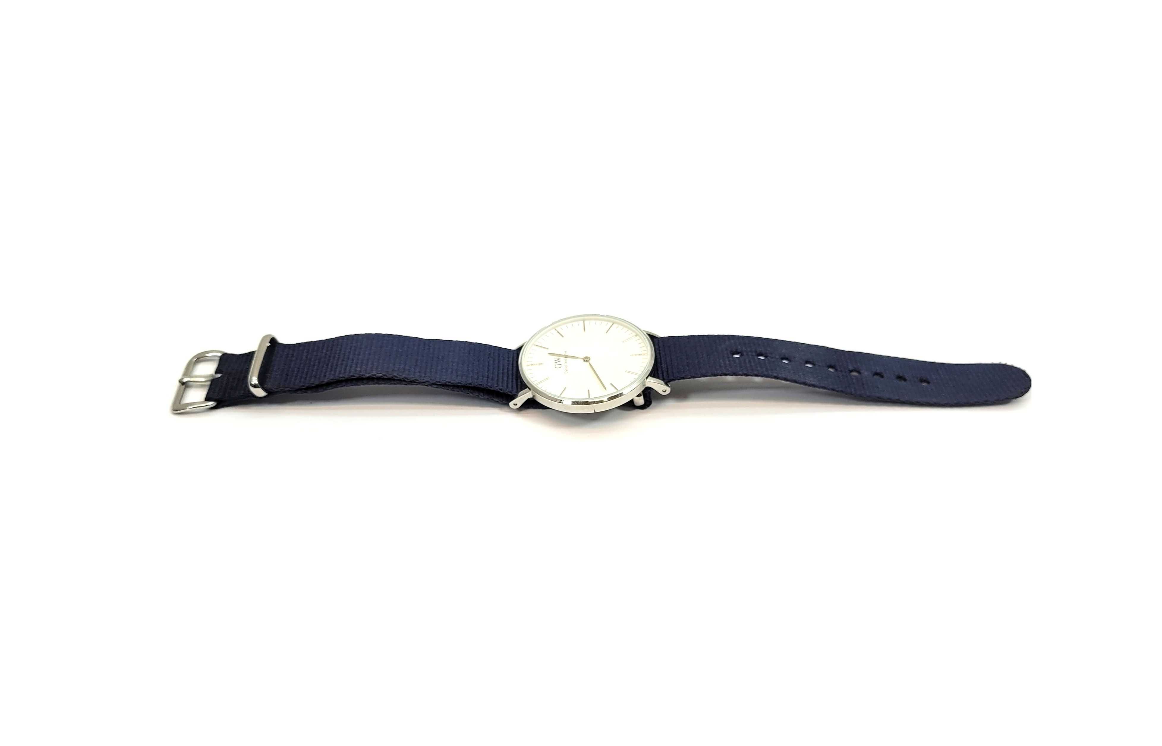 Zegarek Daniel Wellington Classic white B36S8