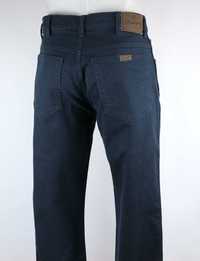 Wrangler Regular Fit spodnie jeansy W33 L32 pas 2 x 41 cm
