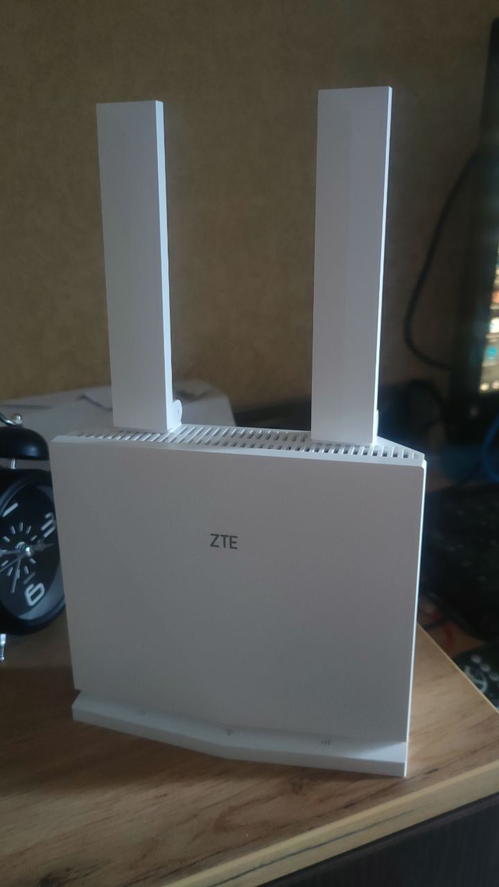 Маршрутизатор/роутер/4G модем WiFi ZTE K10