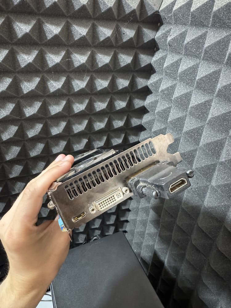 Видеокарта Nvidia GTX 560ti 1GB GDDR5 256bit
