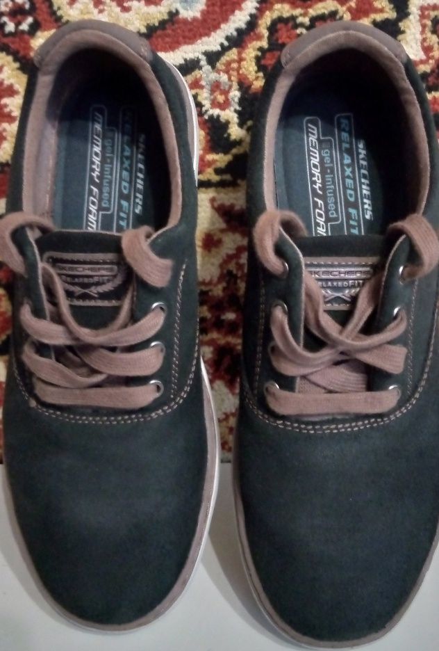 Чоловічі брендові кросівки SKECHERS