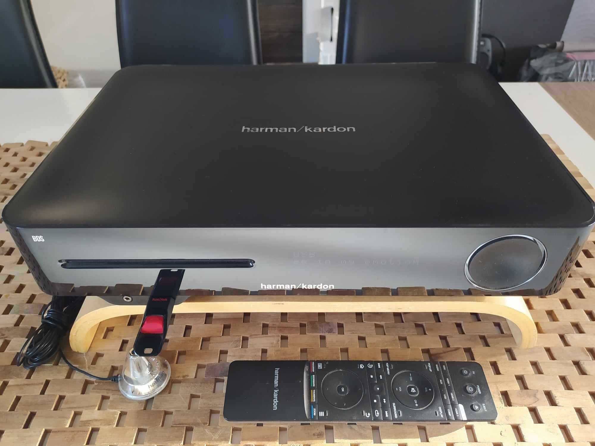 *Zarezerwowany*  Harman Kardon BDS 575 (5 kanałowy) + pilot + mikrofon