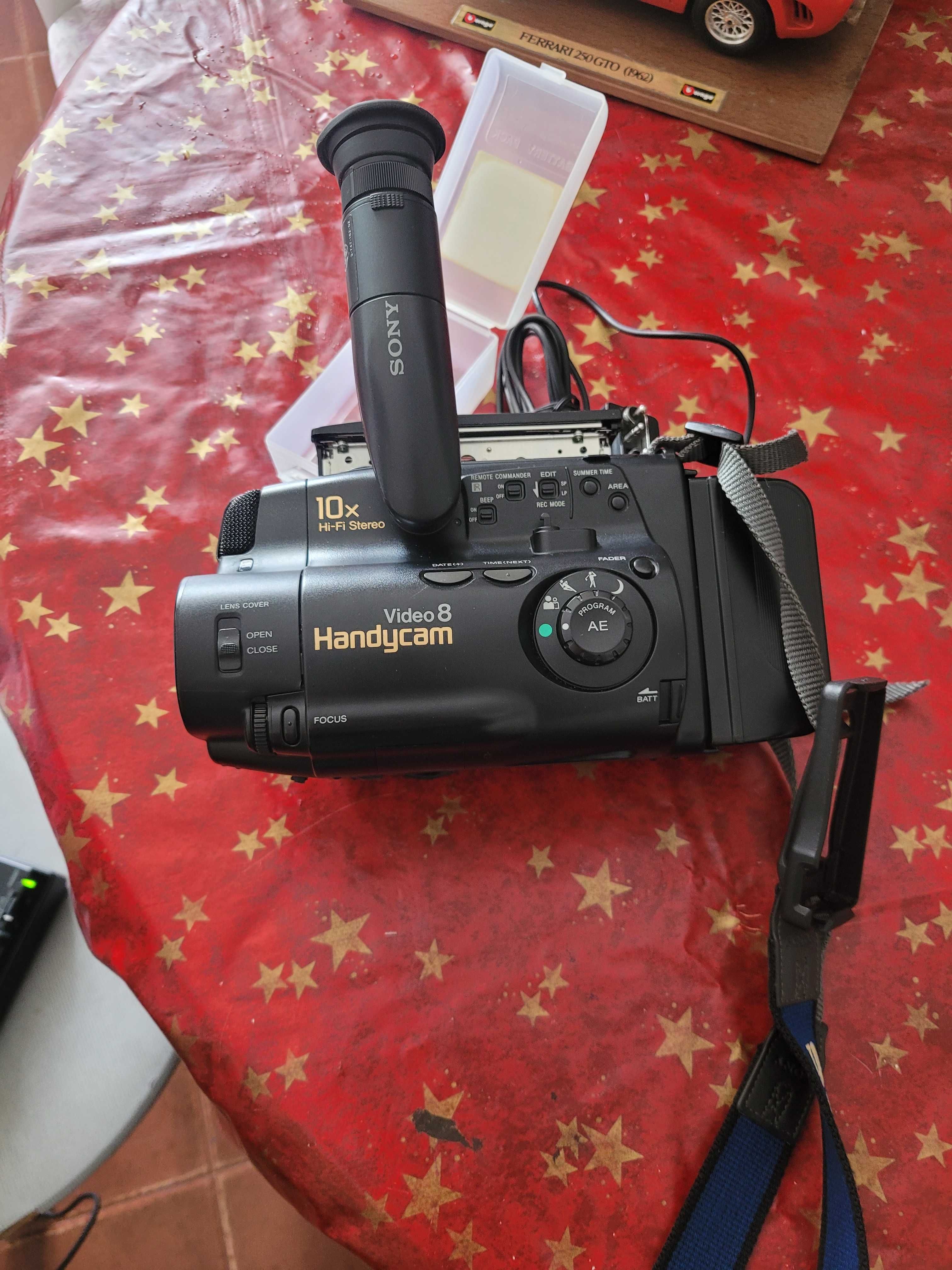 Camara de filmar Vídeo Sony Handycam Video8 Como nova