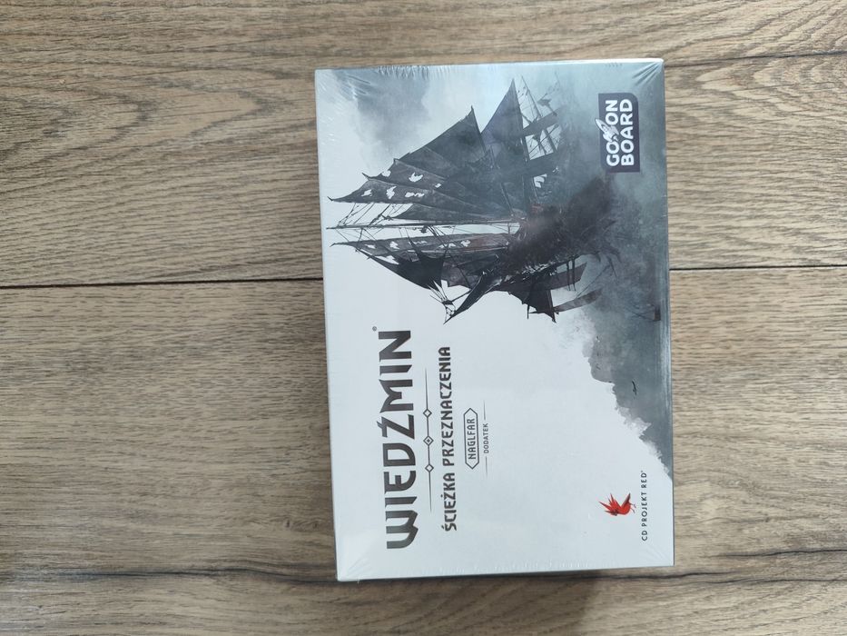 Sprzedam Wiedźmin: Ścieżka Przeznaczenia ALL-IN + Geralt Na Płotce!