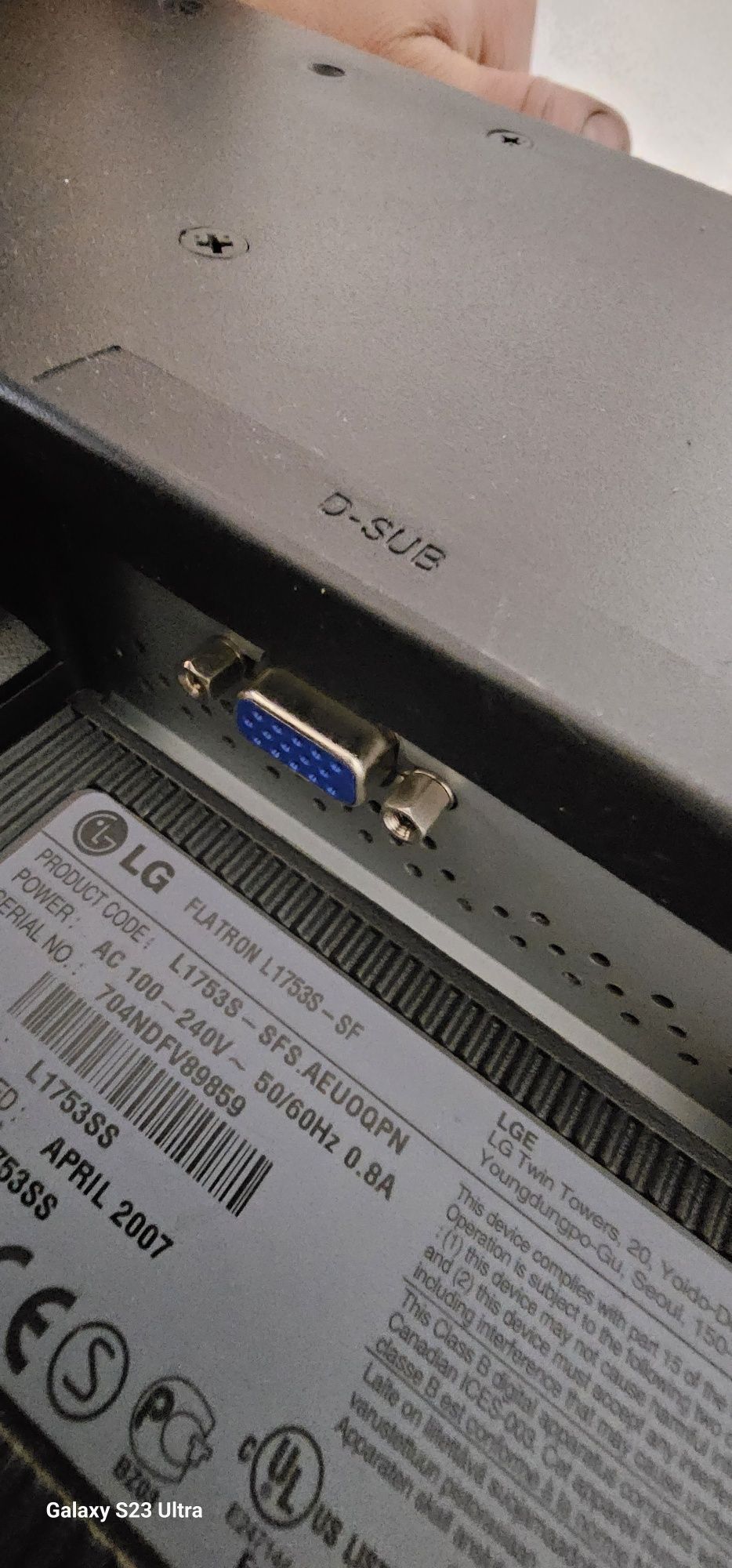 Monitor flatronL1753s