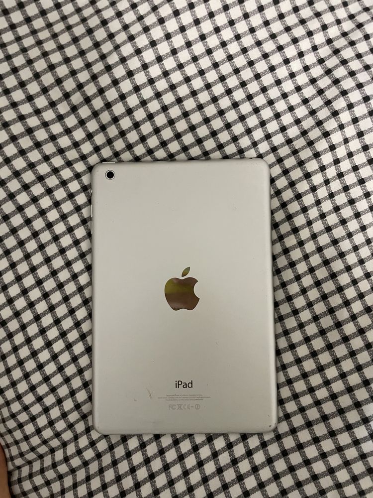 Планшет Apple, IPad mini A1432