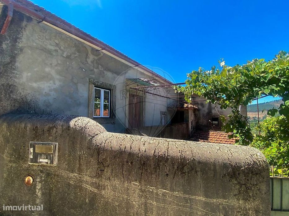 Moradia T2 para venda