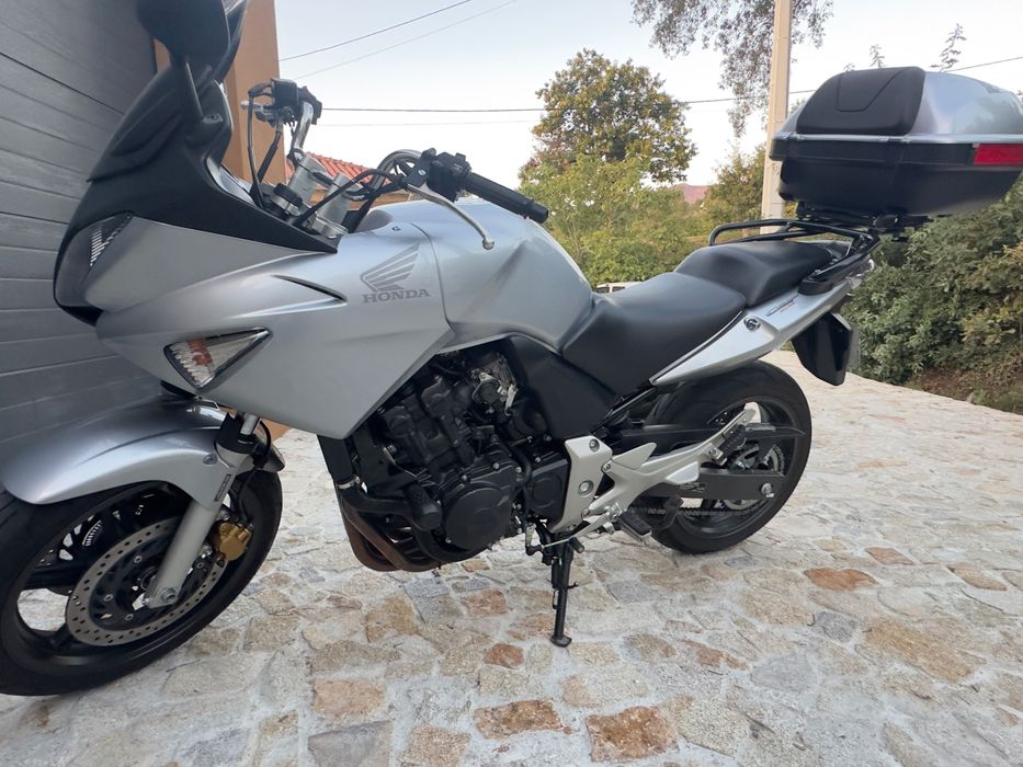 Mota Honda cbf600 ano de 2007,  só 7000km. Como nova