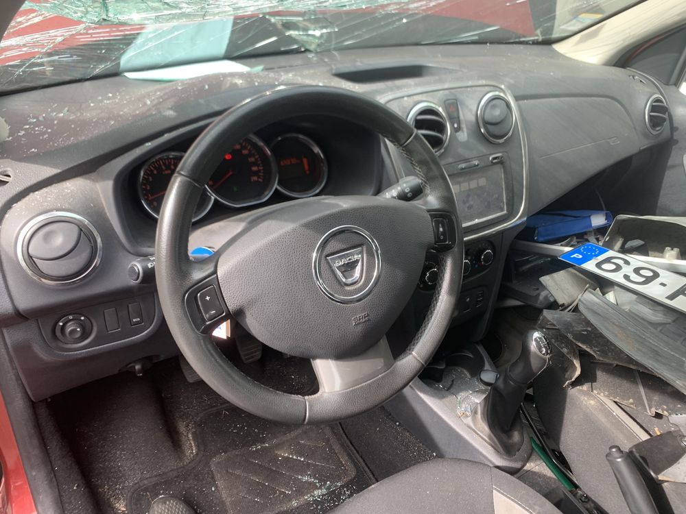 Dacia sandero pecas