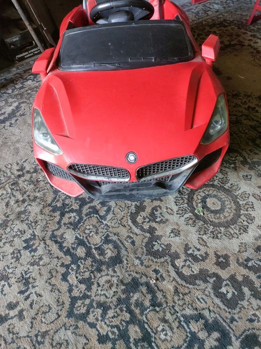 Samochód na akumulator bmw