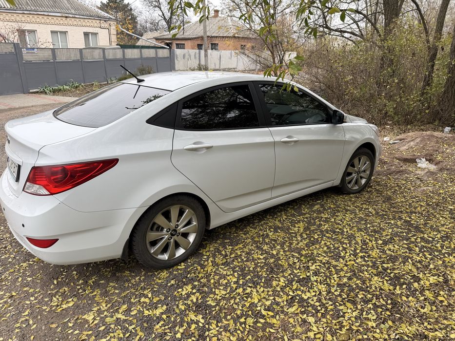 Продам Hyundai Accent