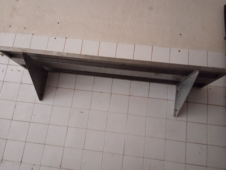Prateleira de inox