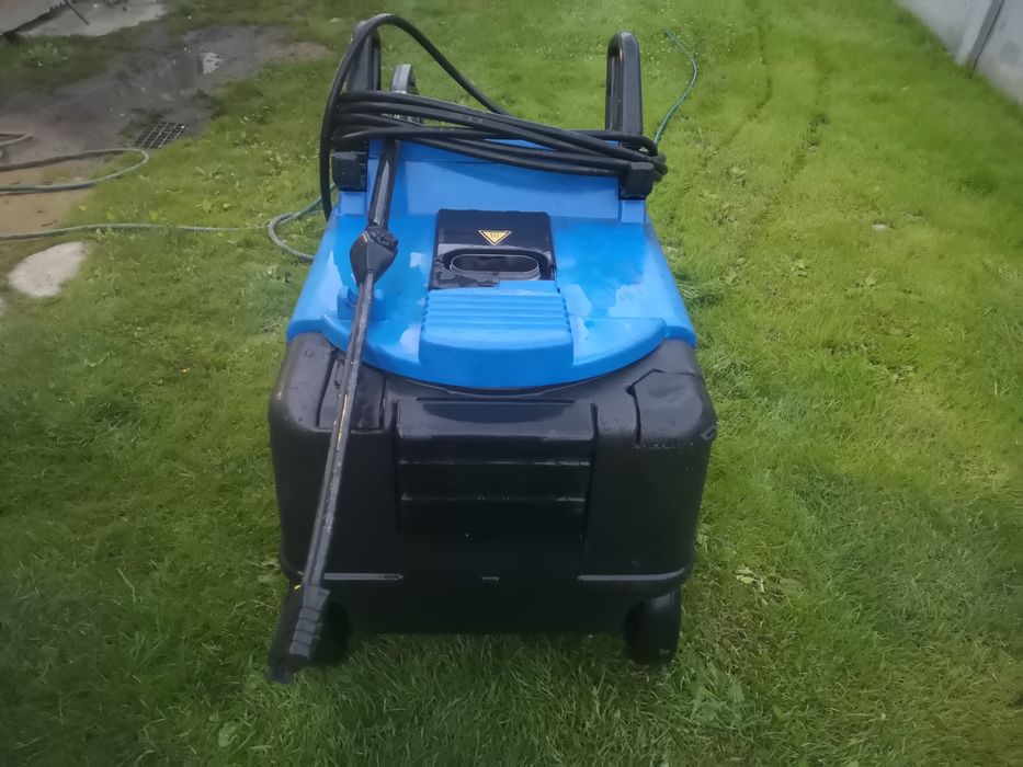 Myjka ciśnieniowa na ciepłą wodę ALTO  1640 HA 230v (Karcher Nilfisk)