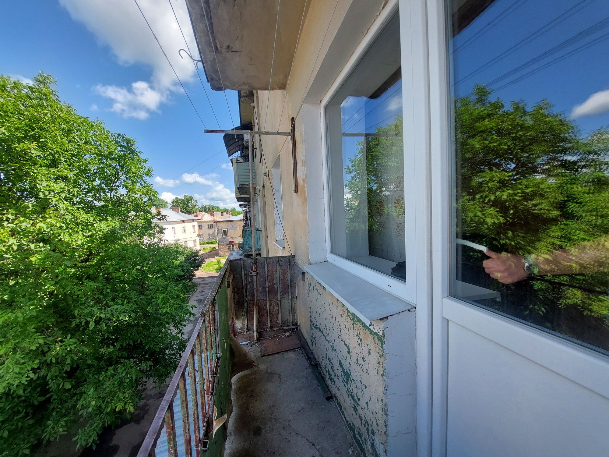 Продаж 2 кімн квартири 43,7м2 пл. Франка м. Борислав